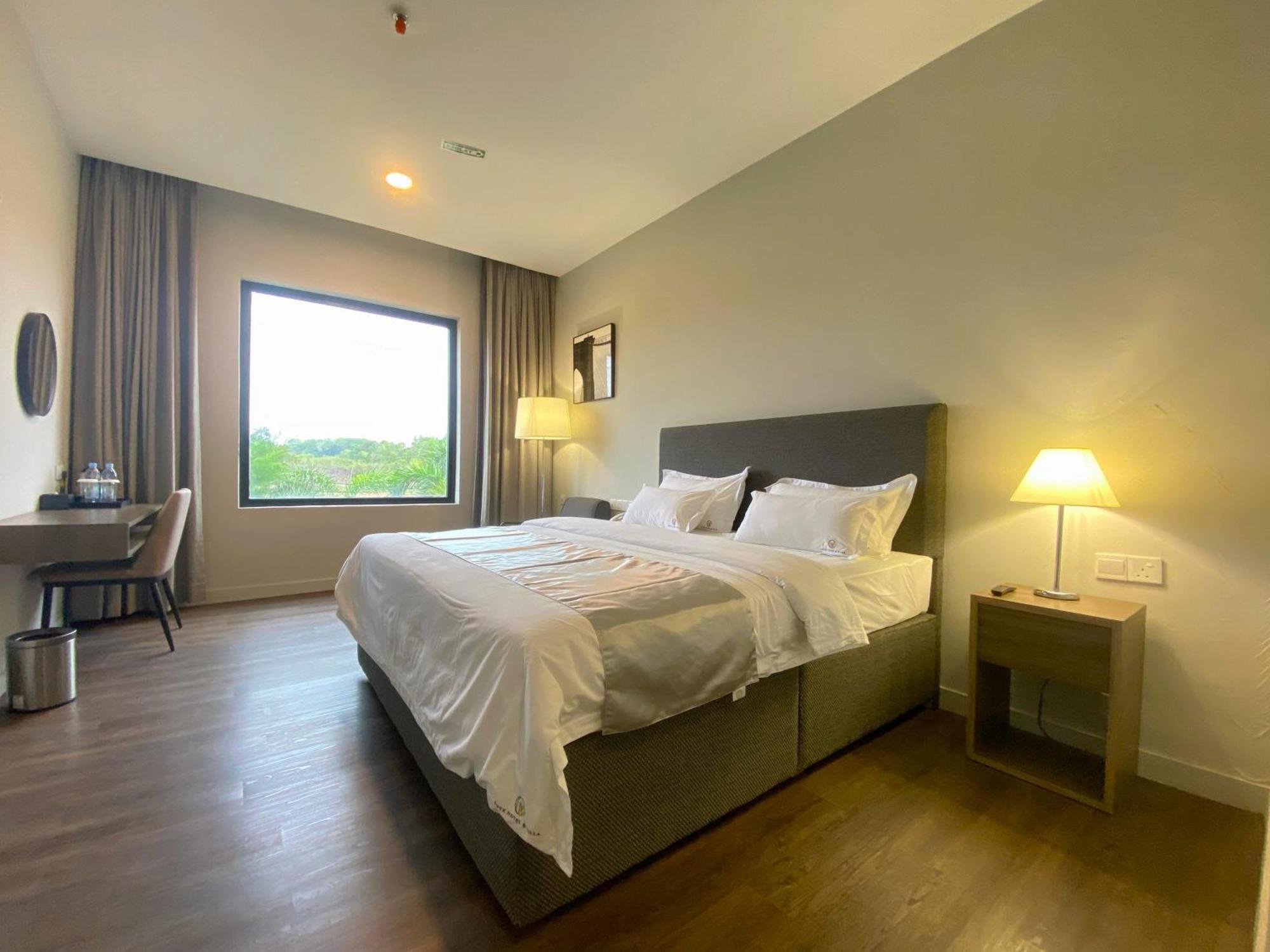 Onyx Hotel & Villa Tanjunguban 외부 사진