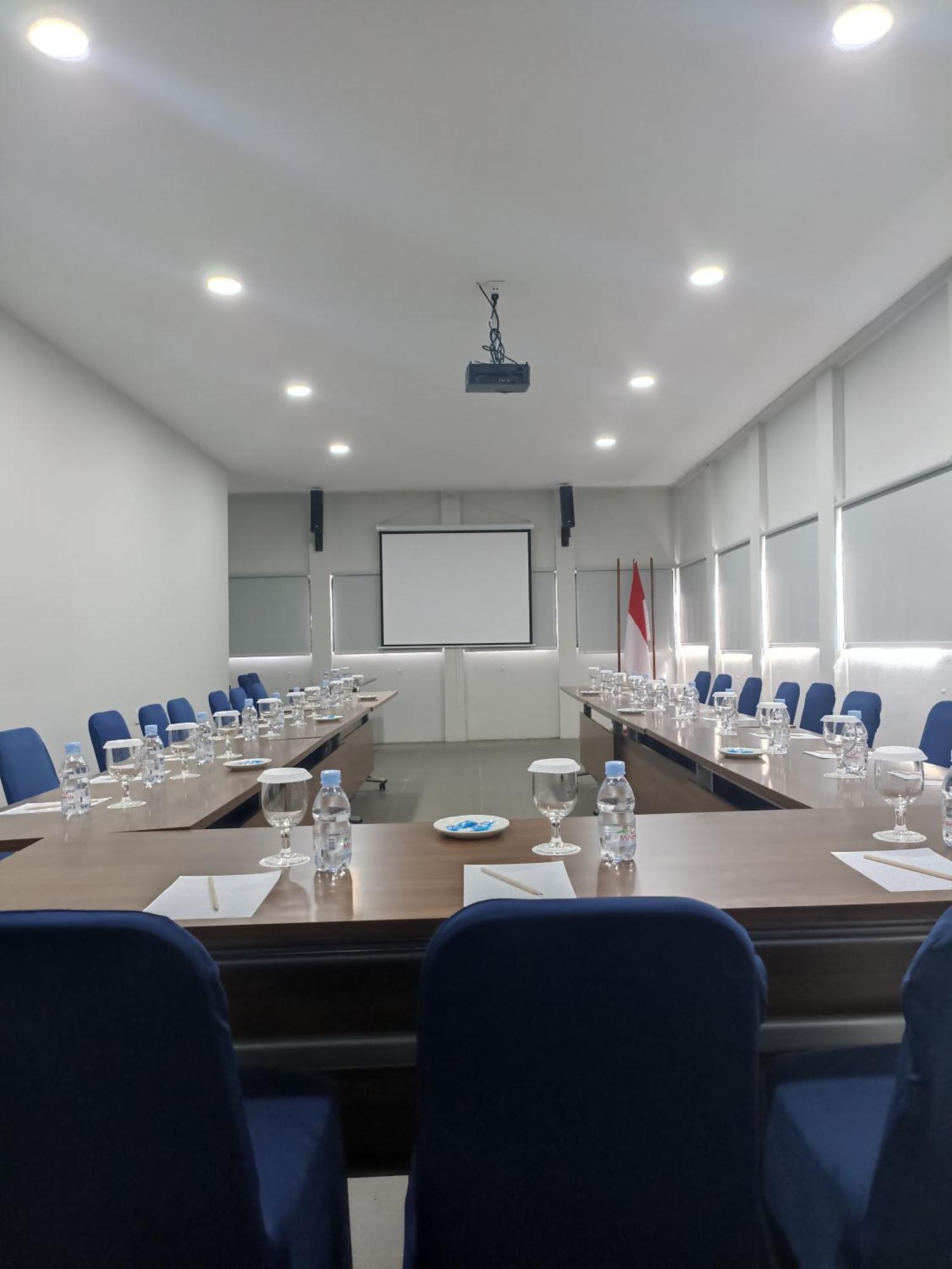 Onyx Hotel & Villa Tanjunguban 외부 사진
